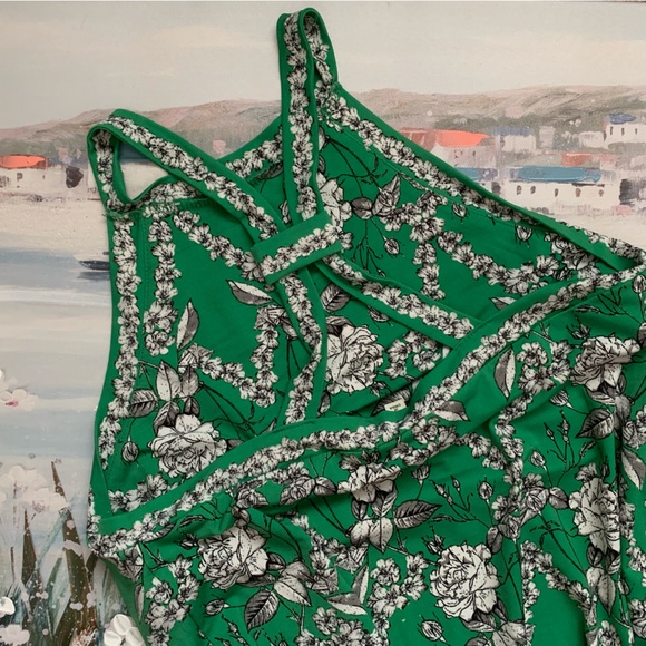 Max Studio Green Floral Halter Flowy Silky Slip Dress Dainty Feminine Shift - Picture 3 of 13